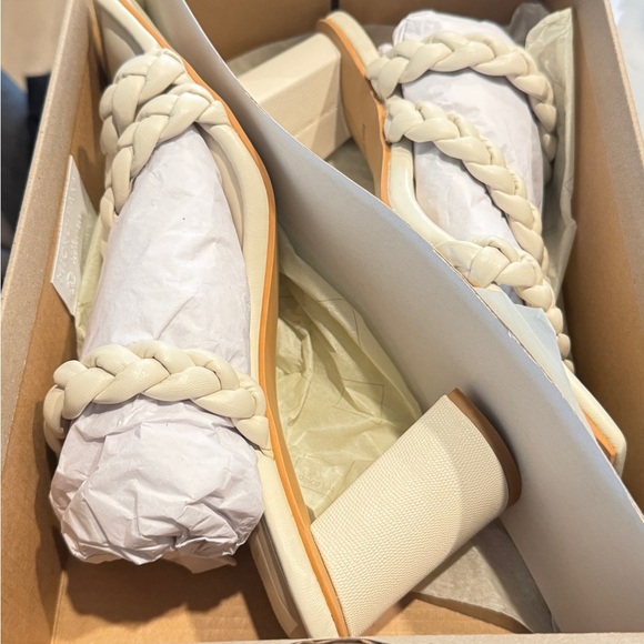 - Dolce Vita Pang Stella Pang SlipOn Braided Strappy High Heel Sandals 8.5shoes - Picture 6 of 16